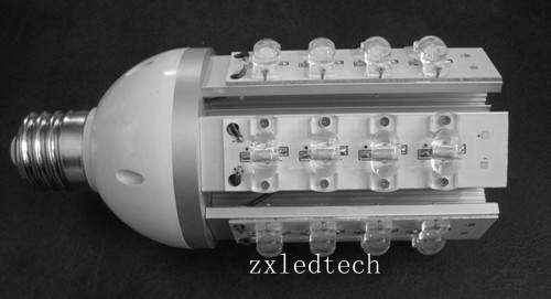 24W E27/E40 Cree LED Street Lighting Fixtures Plastic and Aluminum Corn Lamp